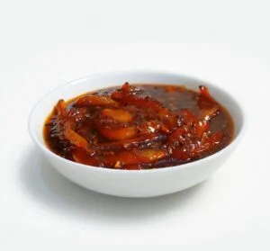 Momji Mango Khatti Meethi Chutney